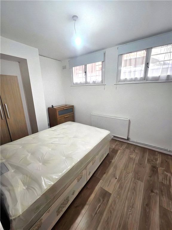 Property photo 3 of 8 Picture No. 03