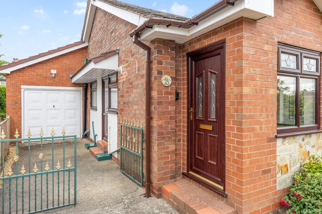 Property photo 1 of 22