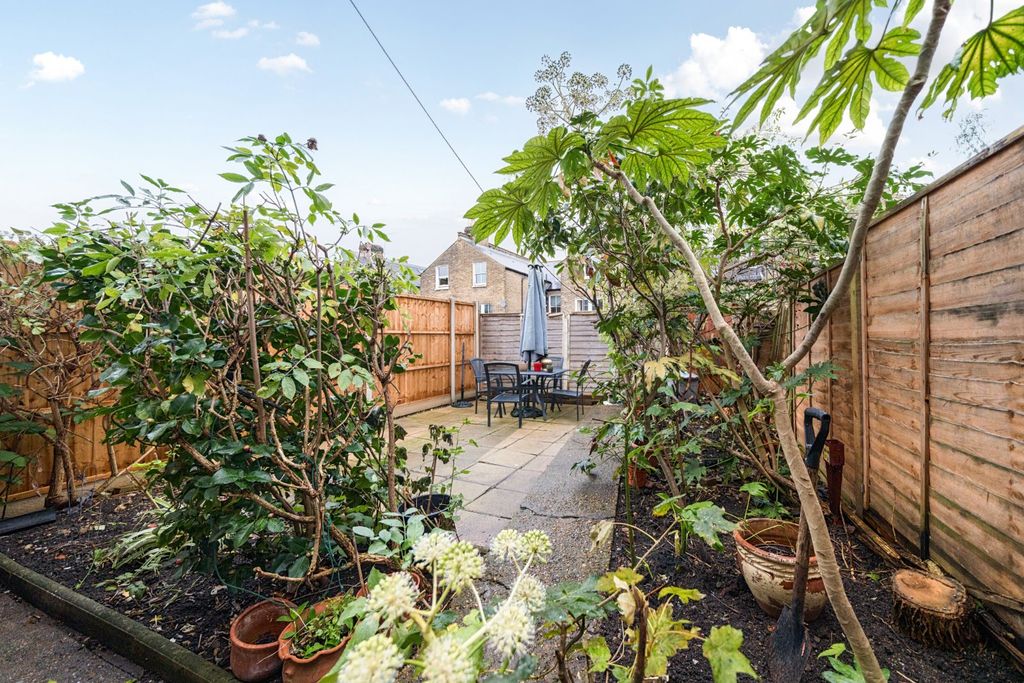 Property photo 2 of 14 Picture No. 03