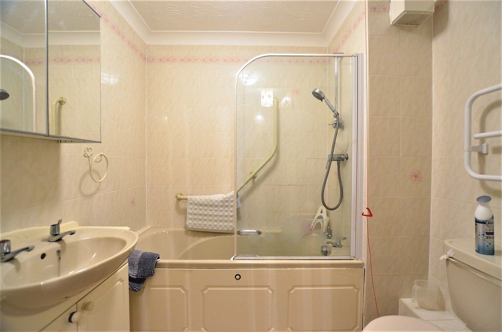 Property photo 3 of 10