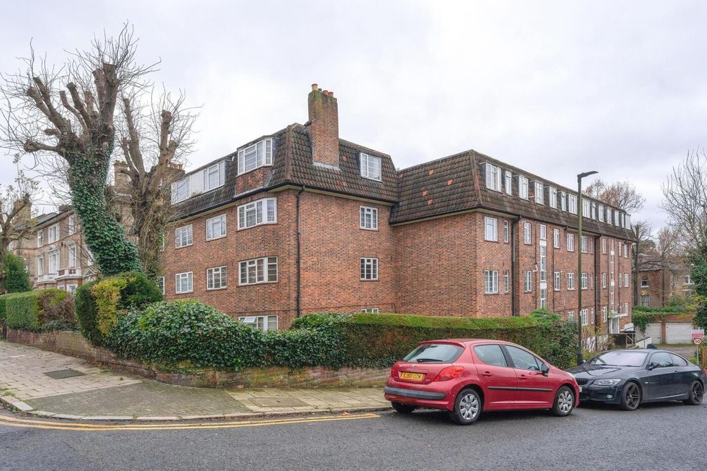 Property photo 1 of 18 Picture No. 04
