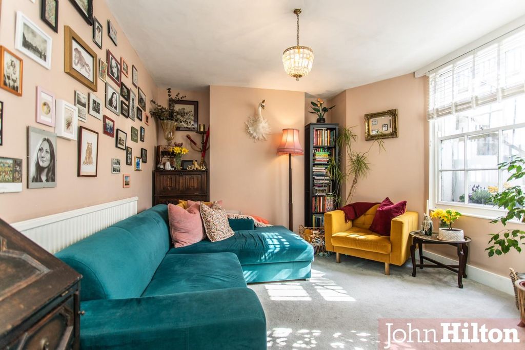 Property photo 3 of 21 Hartington Road-27.Jpg