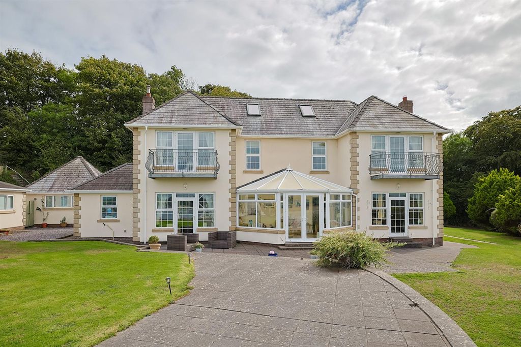 Property photo 1 of 40 Aberfa, Ferryside - Web (6 Of 51).Jpg