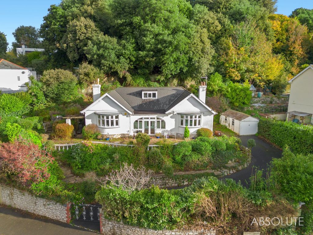 Property photo 1 of 24