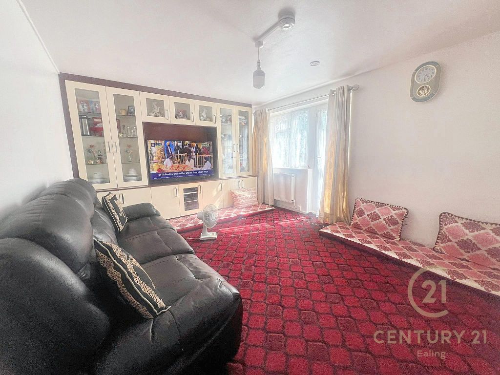 Property photo 3 of 9