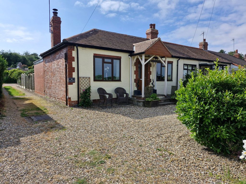 Property photo 1 of 21