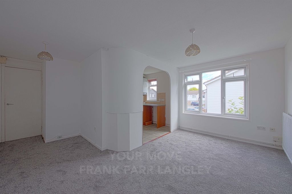 Property photo 2 of 6 Living/Dining
