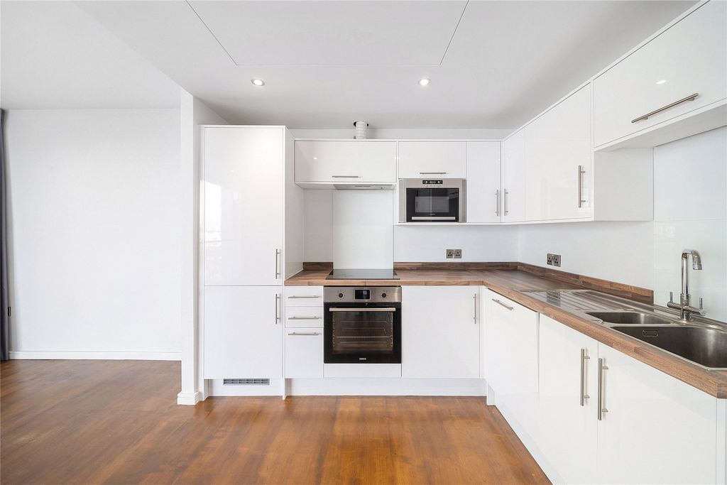 Property photo 2 of 11 Picture No. 02