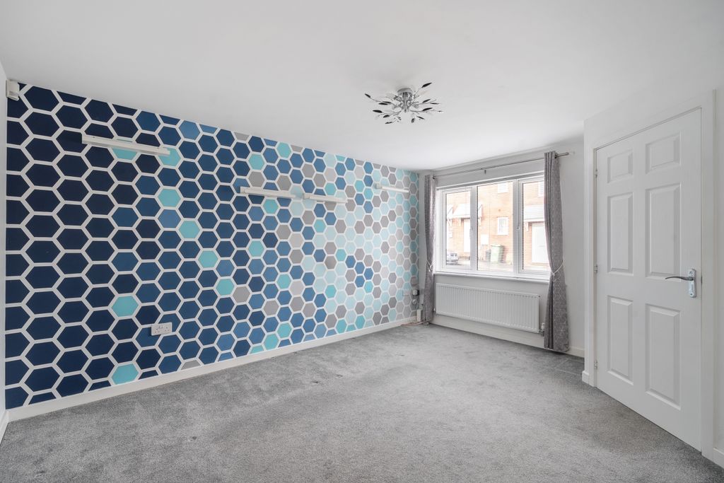 Property photo 3 of 17 1399992-17-696655E31E575