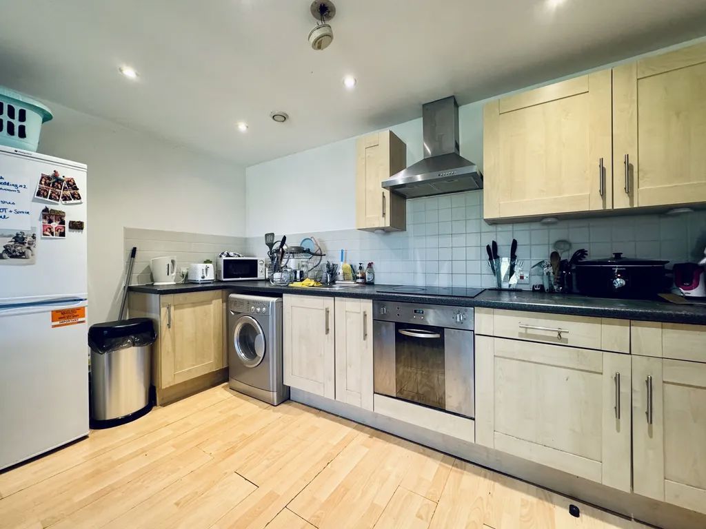 Property photo 3 of 15
