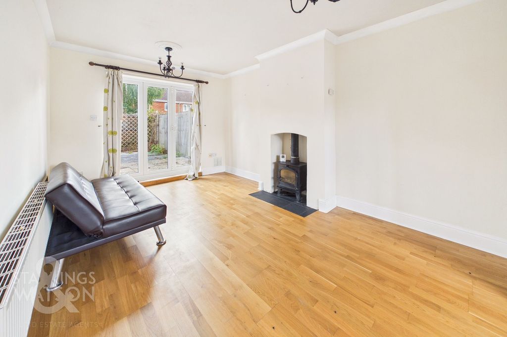 Property photo 2 of 14