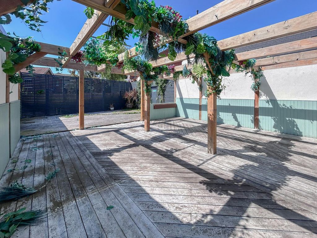 Property photo 3 of 7 12.Jpg