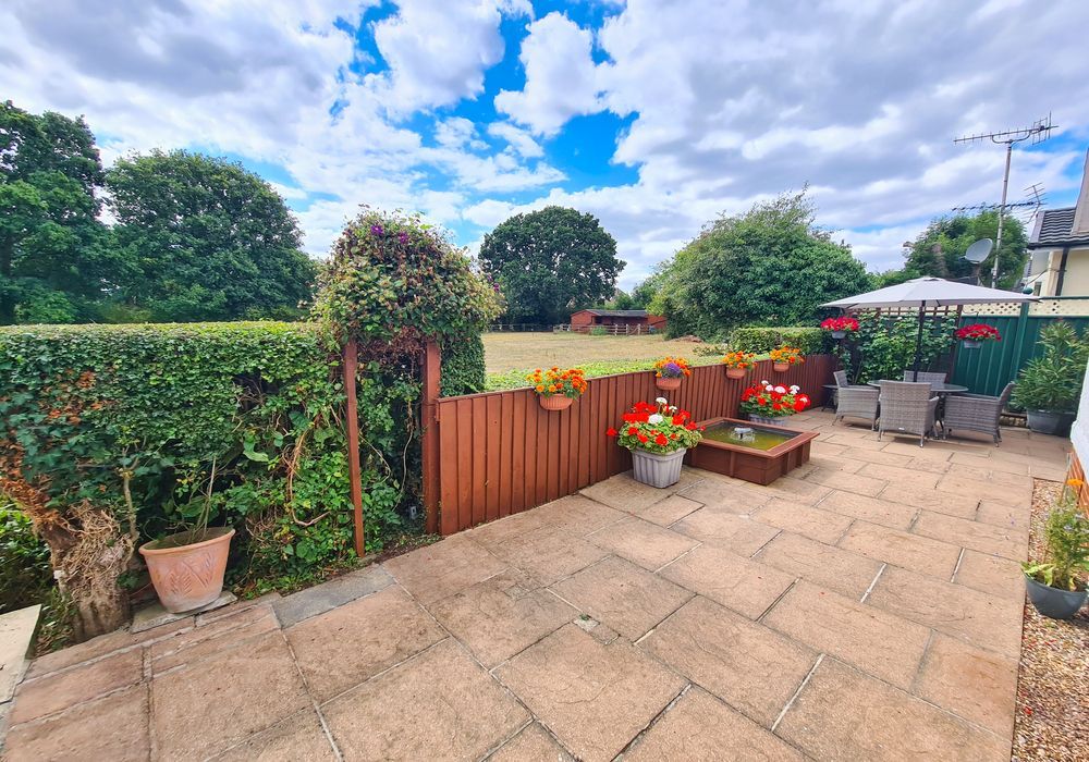 Property photo 2 of 21