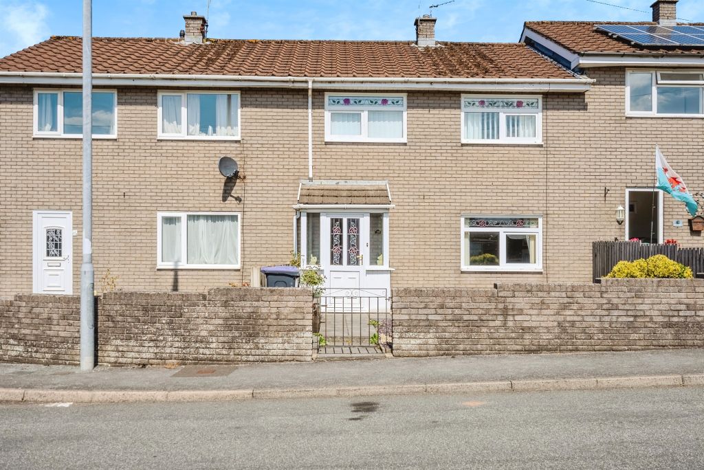 Property photo 1 of 19