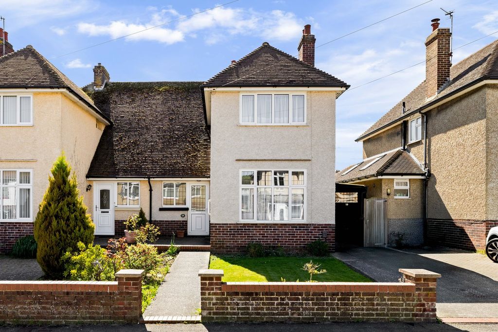 Property photo 1 of 14