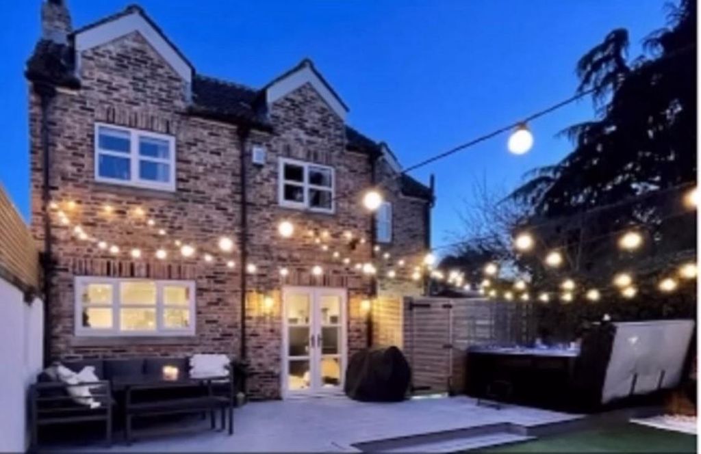 Property photo 3 of 16 Rear.Jpg