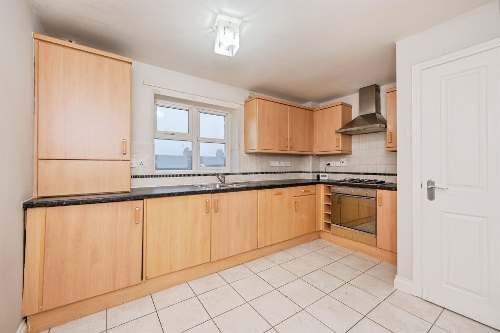 Property photo 3 of 15 Breakfast Kitchen: