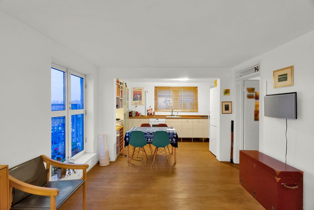 Property photo 3 of 10 Picture No. 07