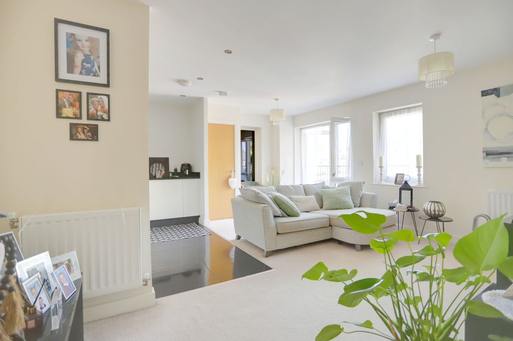 Property photo 2 of 7 Img_0356-Img_0358