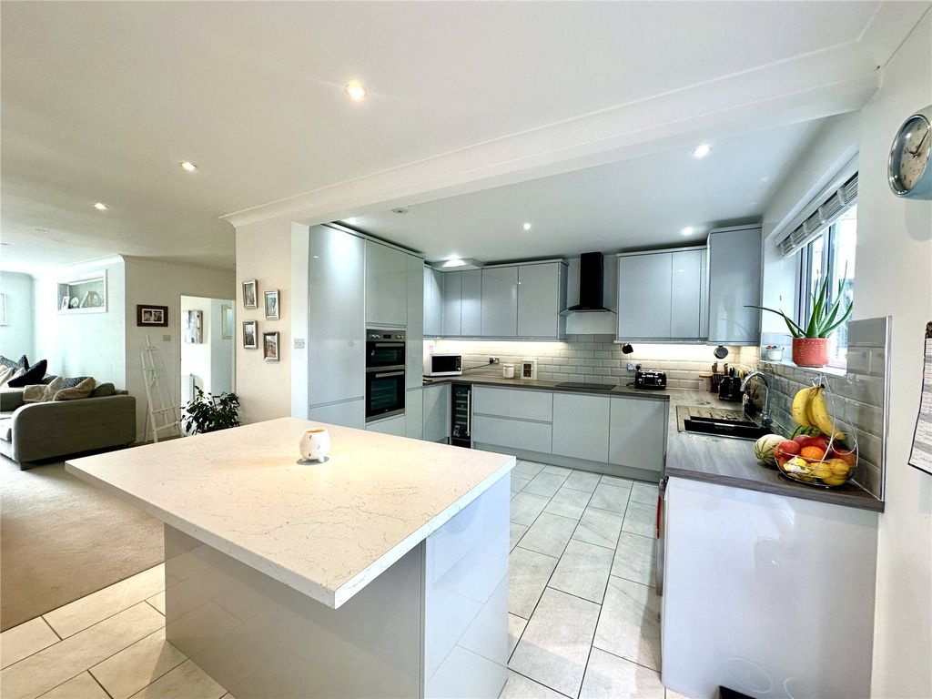 Property photo 3 of 13 Picture No. 04