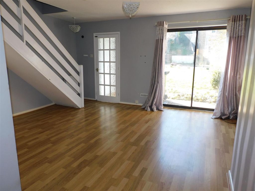 Property photo 3 of 13 Lounge/Diner