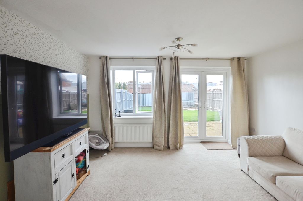 Property photo 2 of 14 28A88F54-Img_3912