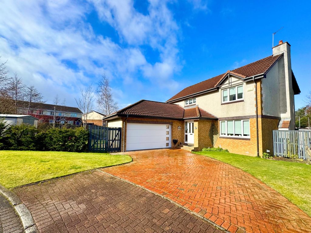 Property photo 1 of 36 Turners Avenue, Paisley External