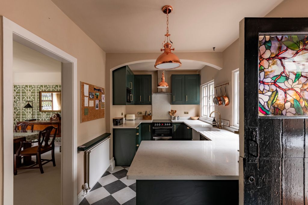 Property photo 2 of 37 306830 - North Lodge Wirral 9.Jpg
