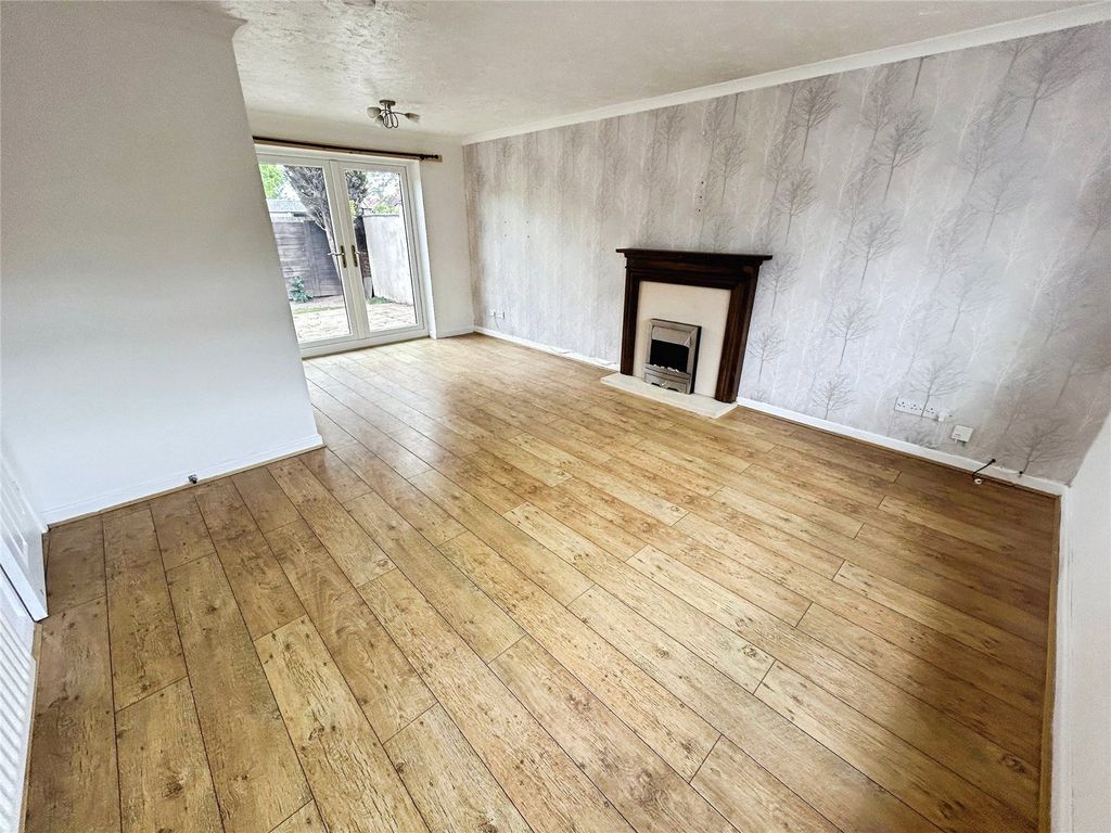 Property photo 2 of 12 Picture No. 21