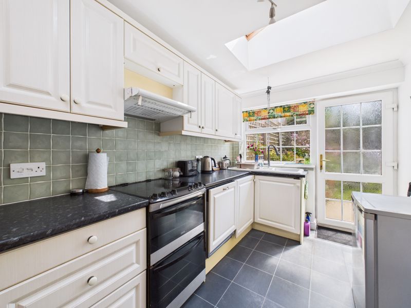 Property photo 2 of 15 Kitchen