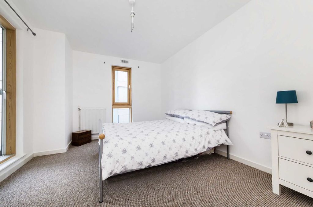 Property photo 2 of 3