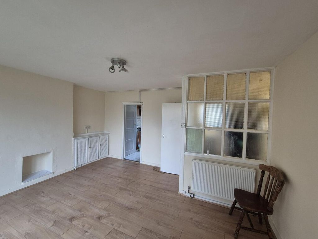 Property photo 2 of 13 Living Room