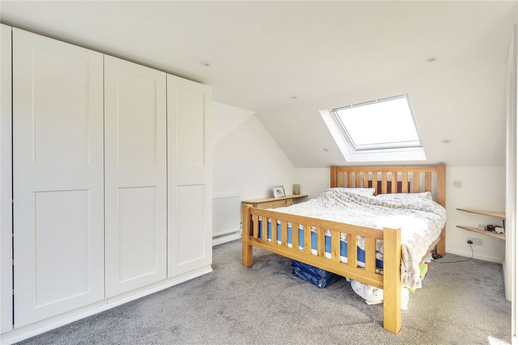 Property photo 3 of 15 Picture No. 06