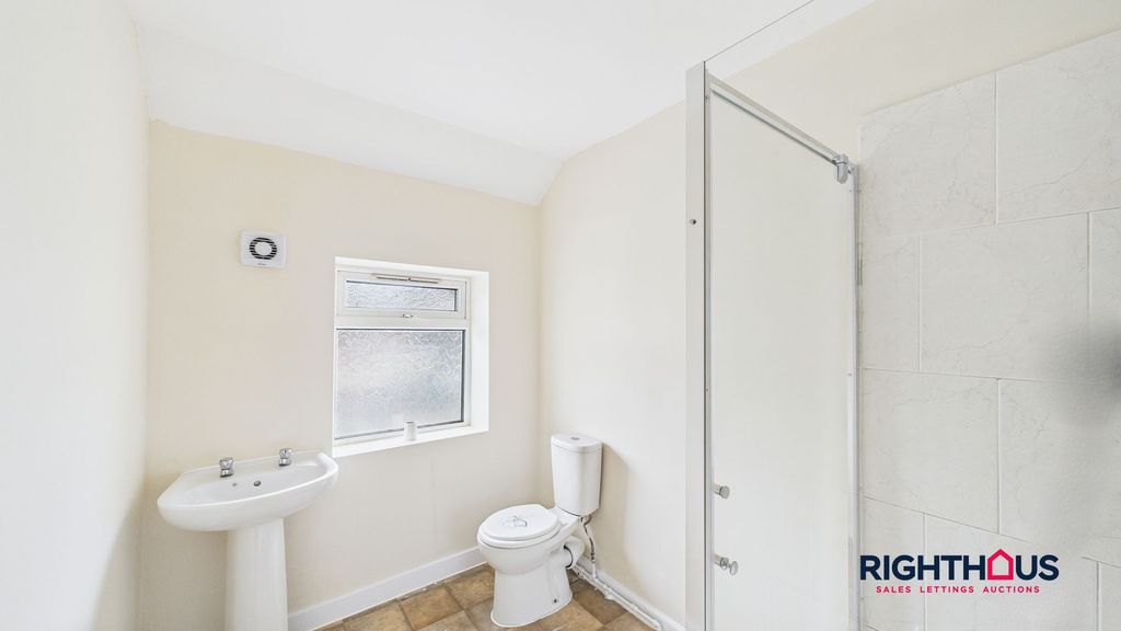 Property photo 2 of 6 Shower Room