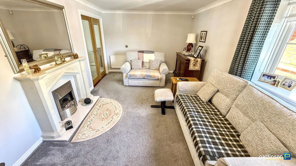 Property photo 2 of 42
