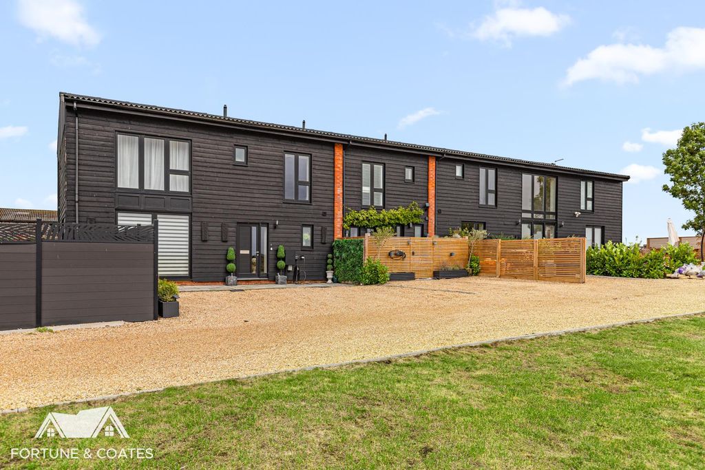 Property photo 1 of 26 Theolddairy_39.Jpg