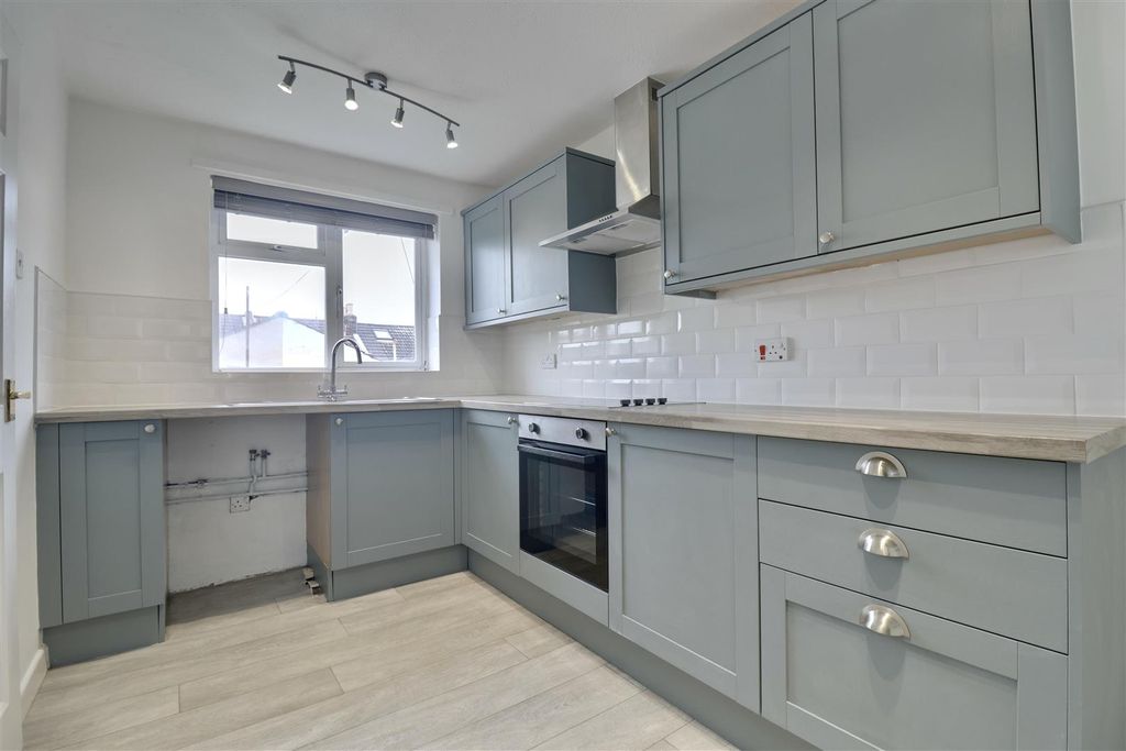 Property photo 1 of 15 65D1Fb69-4228-4363-A621-87Cebb4F01BA_1_201_A.Jpeg