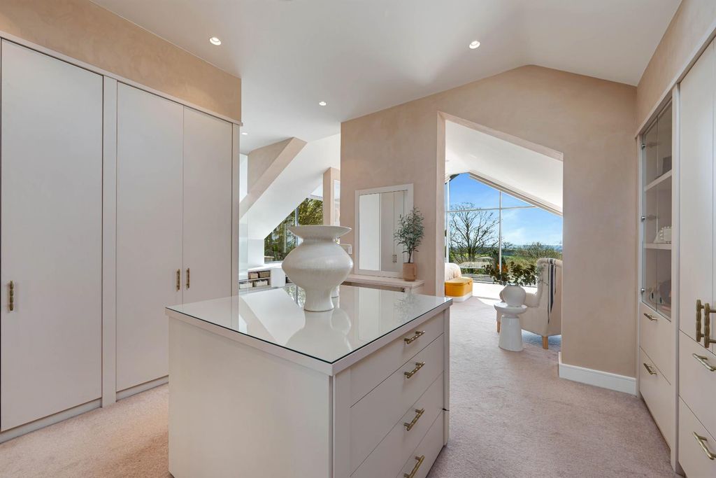 Additional image 35 of 4 bed barn conversion for saleColemans Barn, Off Chorley Old Road, Horwich, Bolton BL6