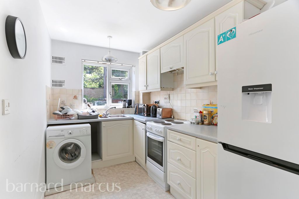 Property photo 3 of 8 Image