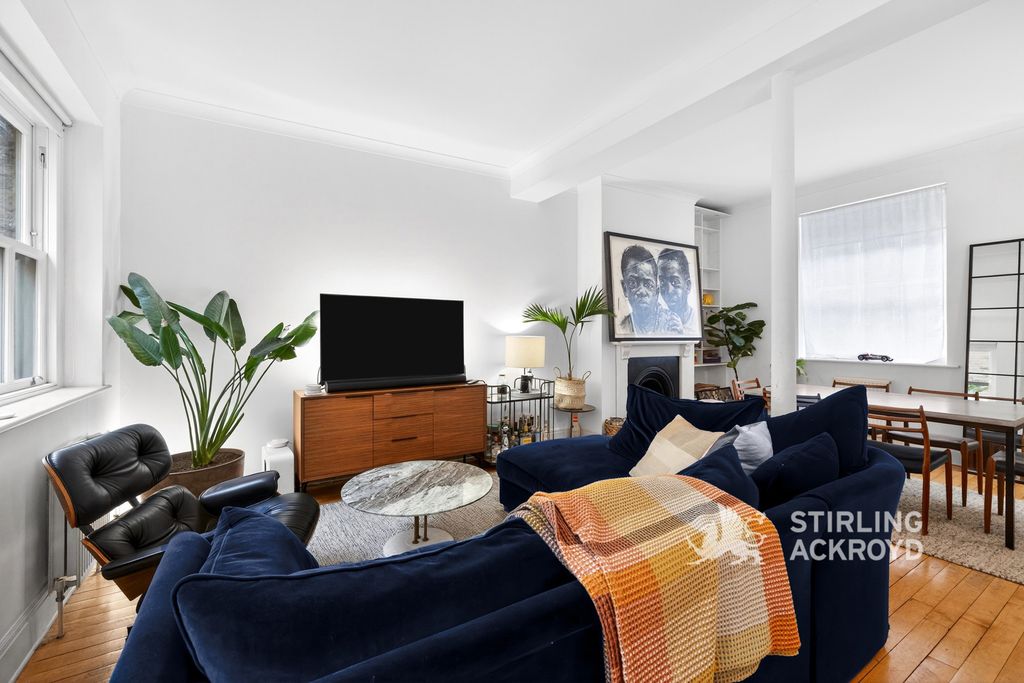 Property photo 2 of 24 Pbox-Img.Jpg