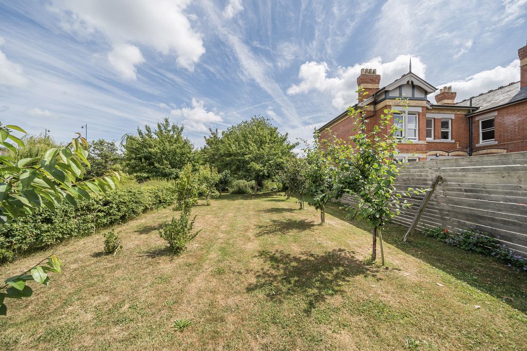 Additional image 8 of 1 bed flat for saleGreyfriars Avenue, Hereford HR4