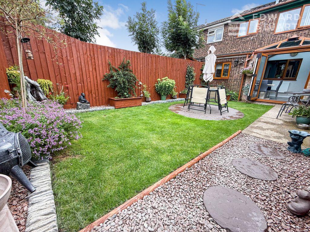 Property photo 3 of 16 Gallery