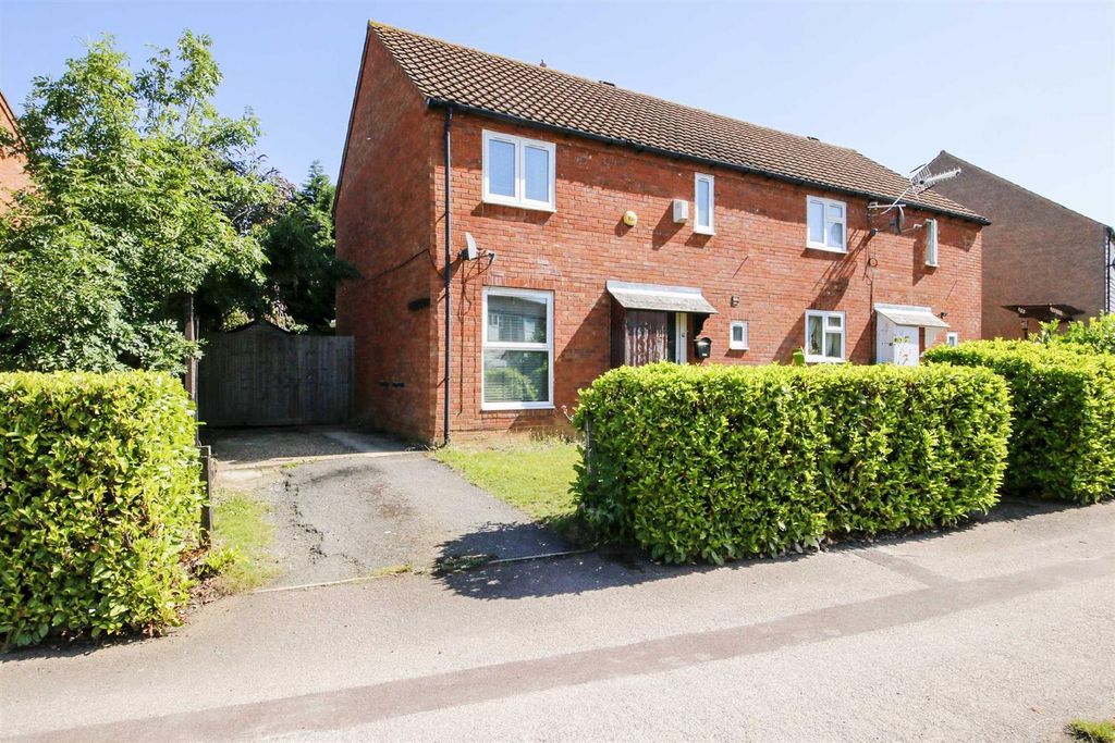 Property photo 1 of 12