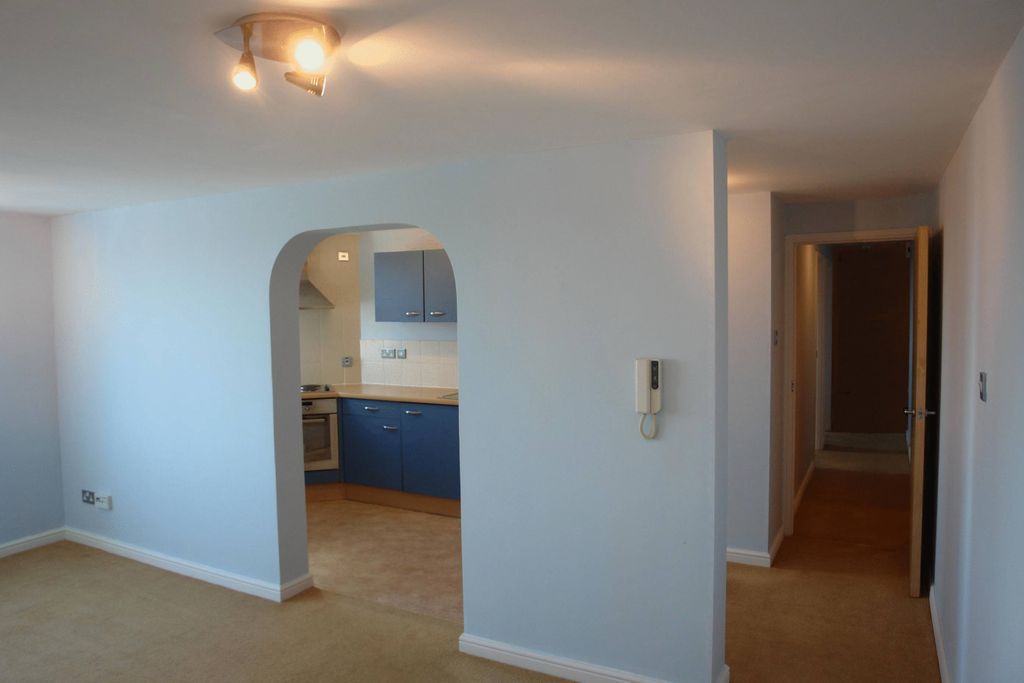 Property photo 3 of 4