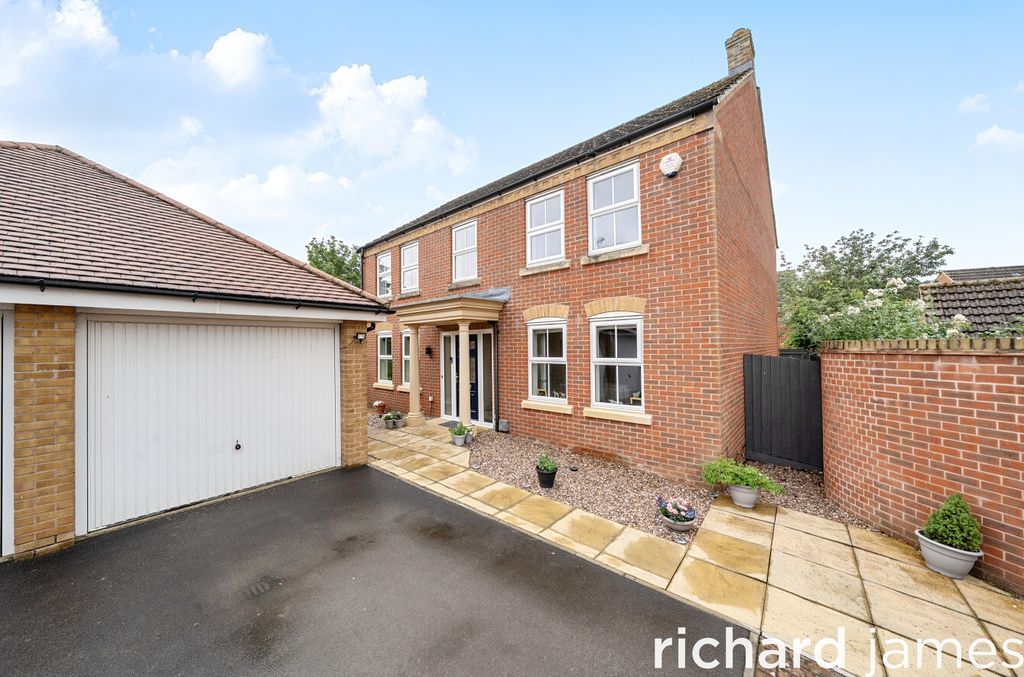 Property photo 1 of 19 4Ffef5De6Dad4B4A939cc7E96c342586