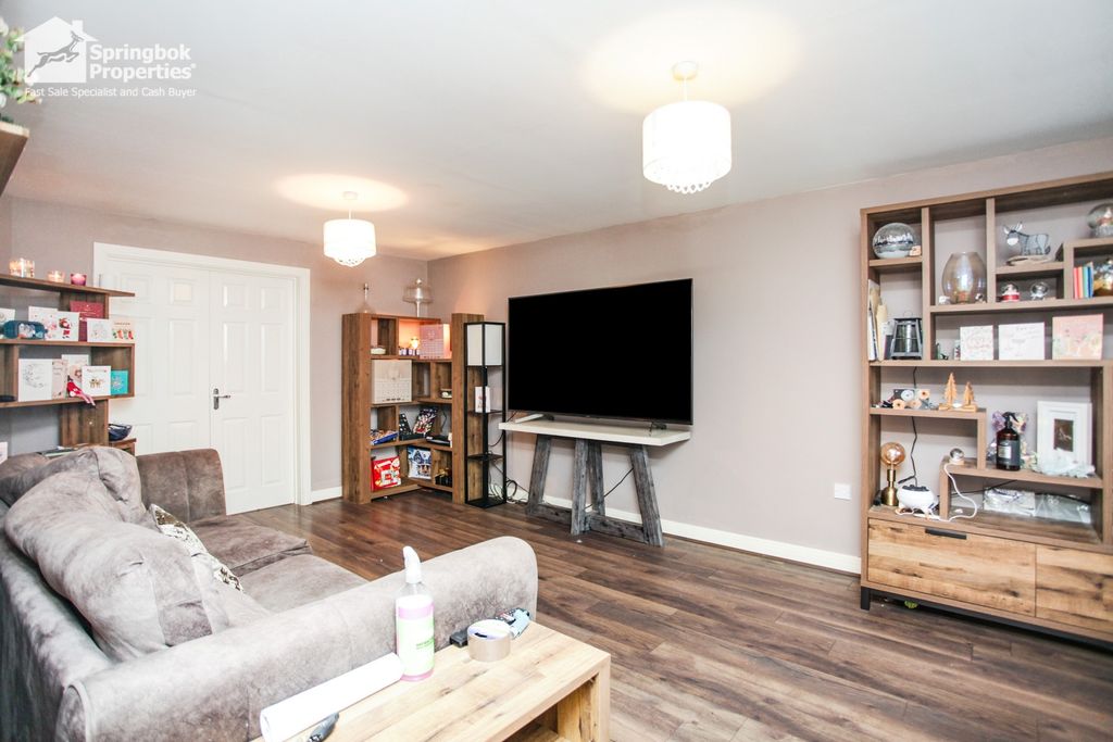 Property photo 3 of 18 Image 3