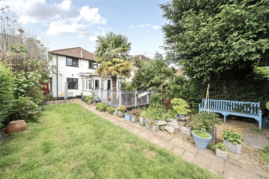 Property photo 3 of 18 Picture No. 02