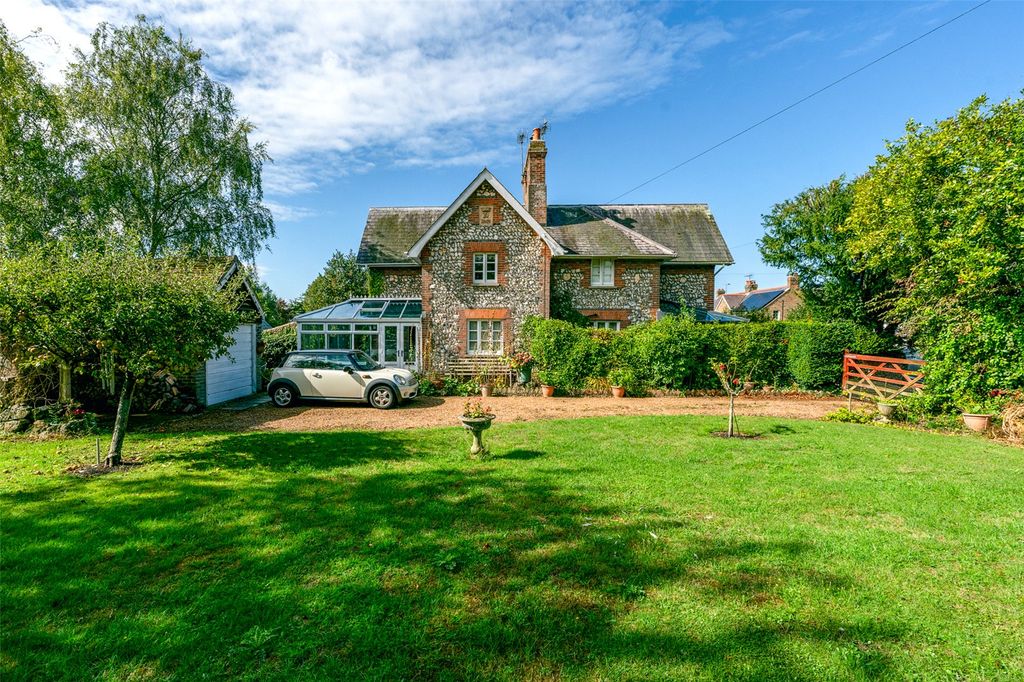 Property photo 1 of 29 Picture No. 07