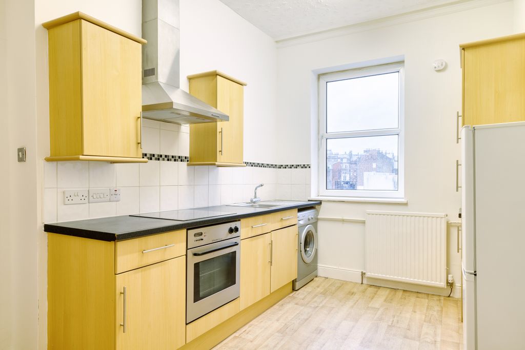 Property photo 3 of 16 Photo 3