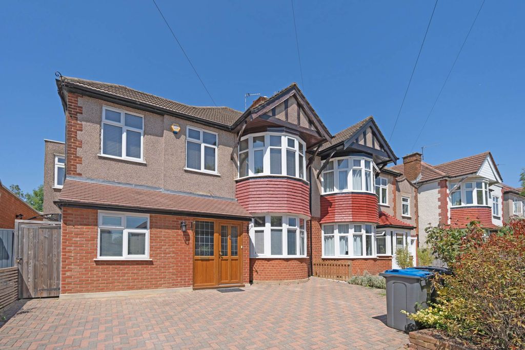 Property photo 1 of 22